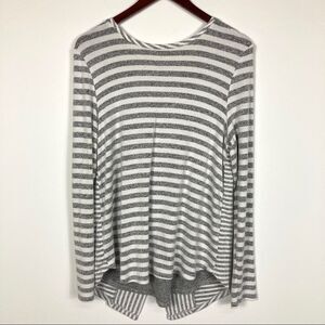 Peyton Primrose Gray and White Striped Top w/ Back Criss Cross Wrap Size Small